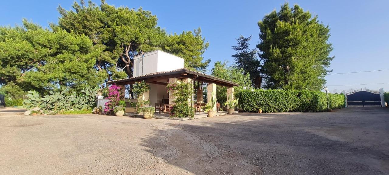 Gli Allori - Fuga Dalla Citta Bed & Breakfast Leverano